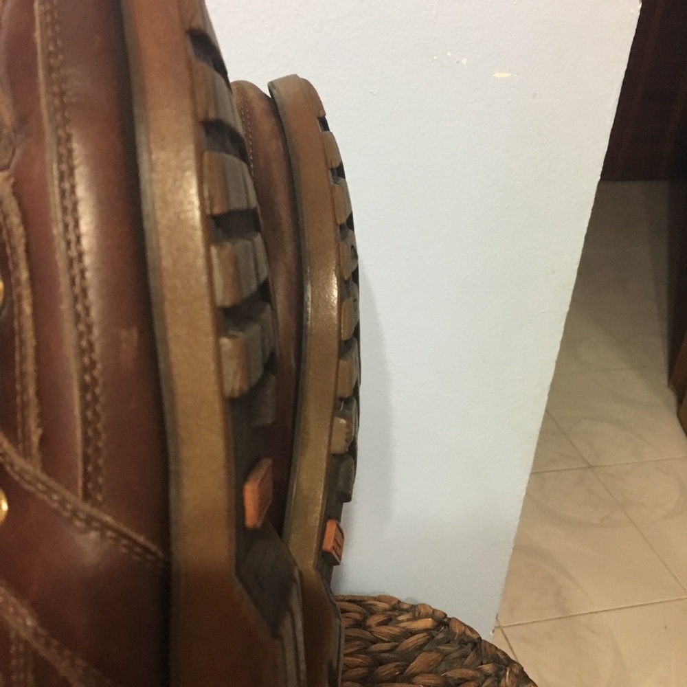 Sperry - Picture 2 of 7